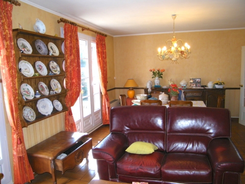 SALON-SALLE A MANGER