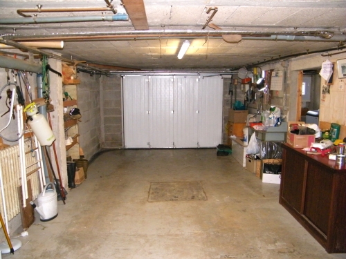GARAGE